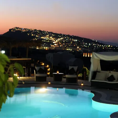 Ξενοδοχείο με διαμερίσματα Santorini Mesotopos 4*