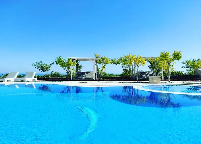 Santorini Mesotopos 4*