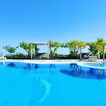 Santorini Mesotopos 4*