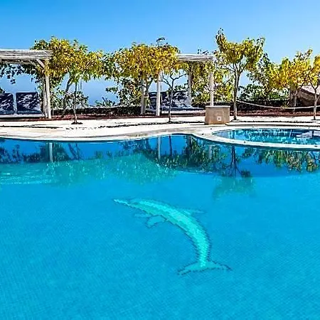 Santorini Mesotopos 4*