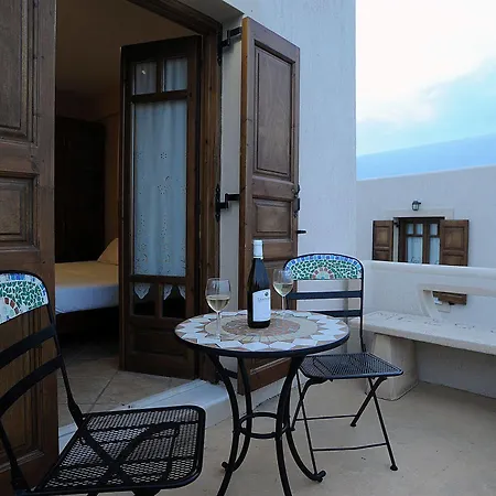Aparthotel Santorini Mesotopos 3*