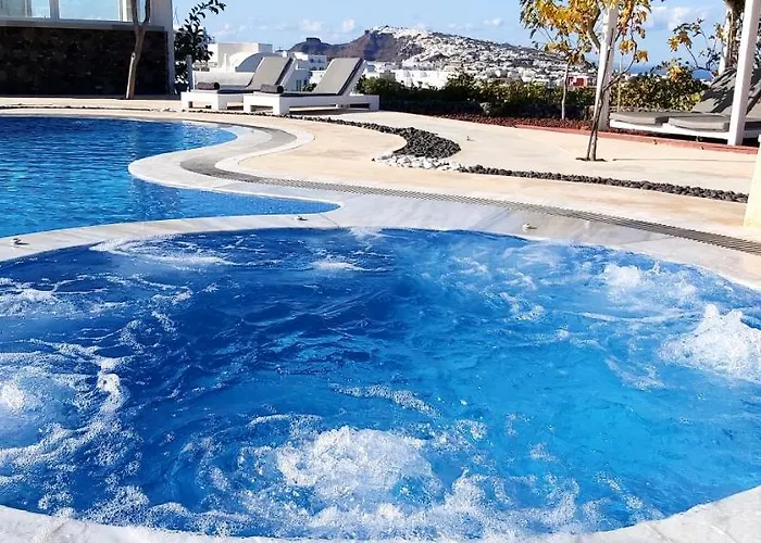 Santorini Mesotopos 4* Тира