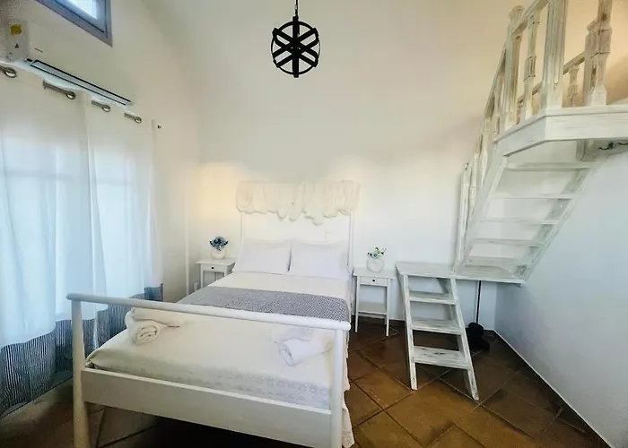 Santorini Mesotopos 4*