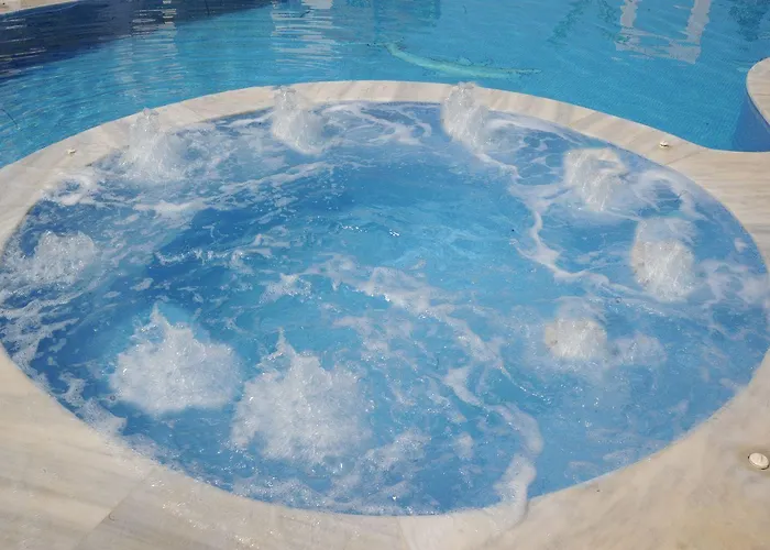 Santorini Mesotopos Апарт-отель Тира