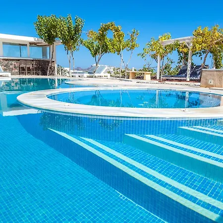 Hotel apartamentowy Santorini Mesotopos